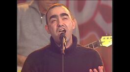 Elio e le storie tese re-interpretano brani pop italiani a Zelig Circus 2005 thumbnail