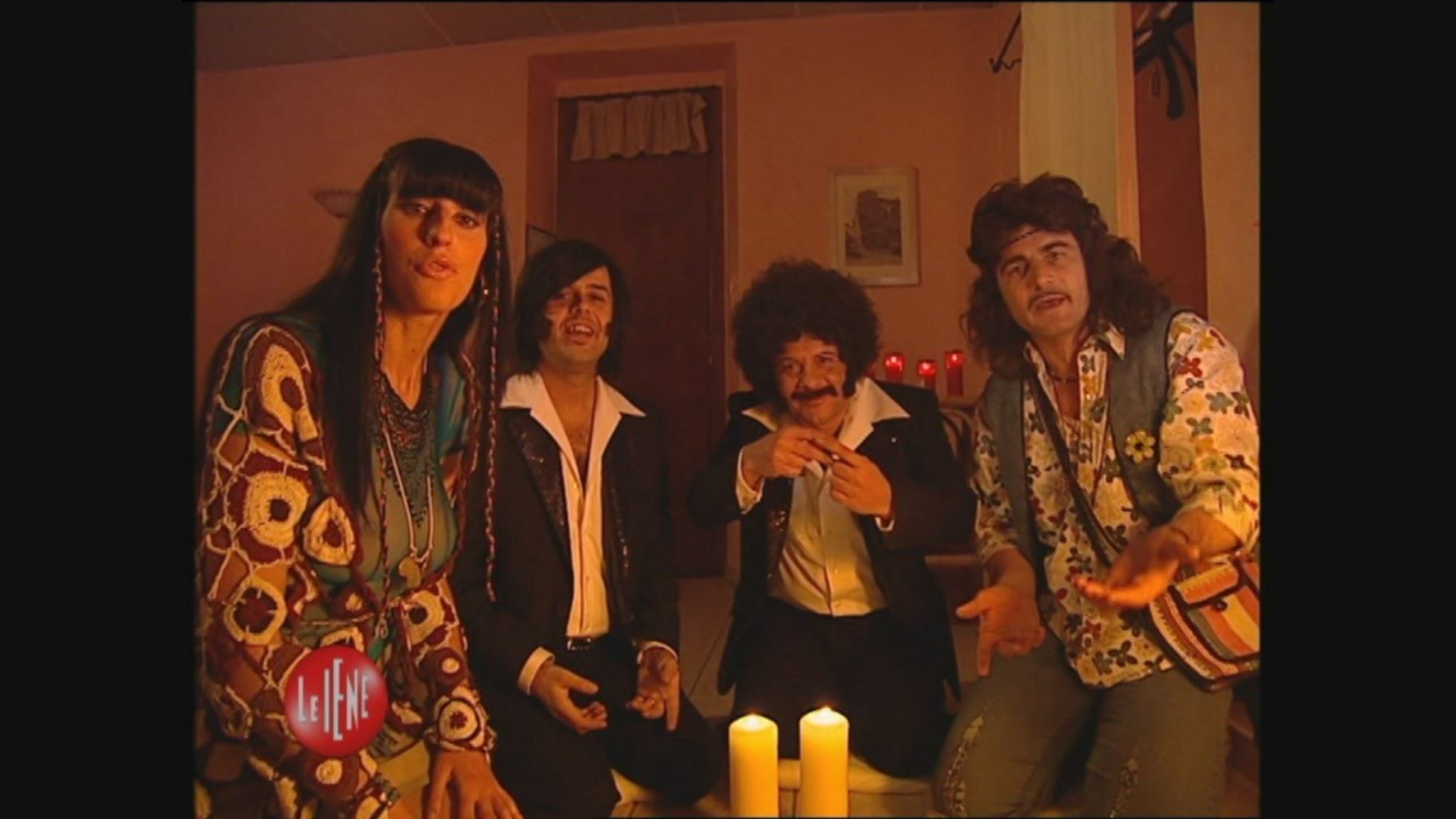 Lillo E Greg Comunita Hippy Le Iene Video Mediaset Play