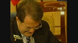 Prodi si rivolge a Zapatero thumbnail