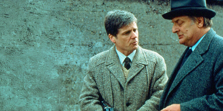 Rete 4 Maigret: Il porto delle nebbie