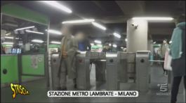 Salto del tornello a Milano thumbnail