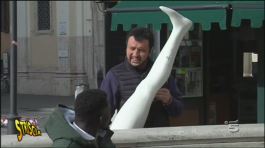 L'ultima arma di Salvini: la gamba thumbnail