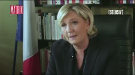 L'intervista a Marine Le Pen thumbnail