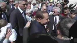 In attesa, ma Berlusconi non fa passi indietro thumbnail