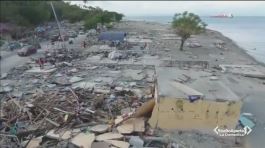 Indonesia, una città liquefatta dopo lo tsunami thumbnail
