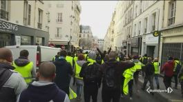Parigi, sesto sabato di protesta thumbnail