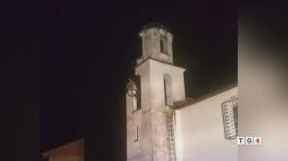 Fulmine sulla chiesa, crolla campanile ora il maltempo passa al centrosud thumbnail