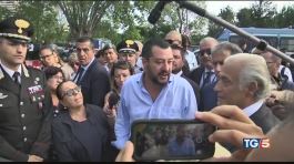 Migranti e degrado, Salvini sfida l'Onu thumbnail