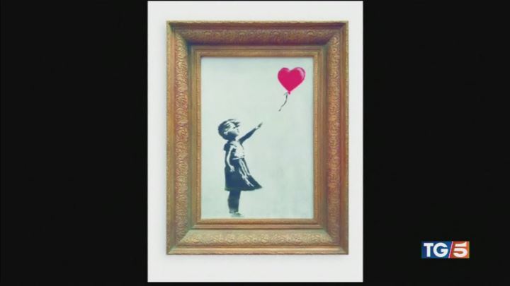 Banksy L Ultima Trovata Quadro Si Autodistrugge Tg5 Video Mediaset Play