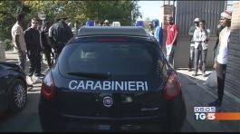 Diciannovenne ucciso in un centro migranti thumbnail
