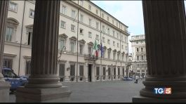 L'Ue boccia l'Italia. Tria: analisi parziale thumbnail