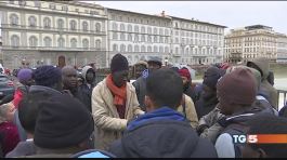 Senegalese ucciso protesta a Firenze thumbnail