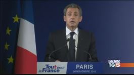 Sarkozy fermato per i soldi di Gheddafi thumbnail