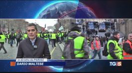 Gilet gialli: 200 fermi, nuovi scontri a Parigi thumbnail
