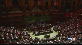 Manovra verso il Senato "E' solo legge fantasma" thumbnail