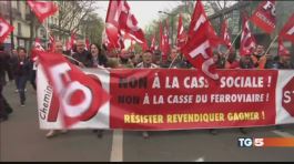 Francia, caos scioperi bloccati i trasporti thumbnail
