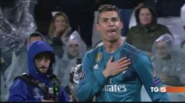 Ronaldo "marziano" stasera Barca-Roma thumbnail