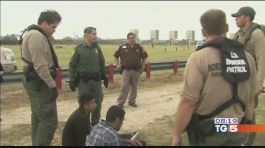 Usa-Messico guardie al confine thumbnail