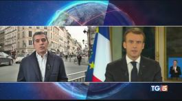 Macron promette ma mette a rischio i conti thumbnail