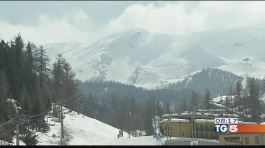 Valanga della morte a Pila, in Val d'Aosta thumbnail