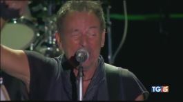 "Bruce Springsteen on Broadway" thumbnail