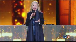 La festa è in piazza, diretta su Canale 5 thumbnail