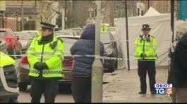 Violenza a Londra, ucciso un ragazzo thumbnail