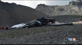 Aereo cade sulle Alpi 20 morti in Svizzera thumbnail