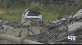 Il lutto di Genova, 35 i morti accertati thumbnail