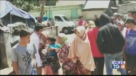 Indonesia di nuovo colpita dal terremoto thumbnail
