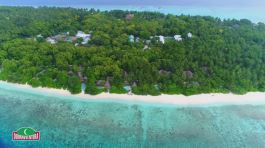 L'atollo di Baa: una meta davvero esclusiva thumbnail