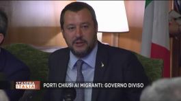 Salvini; porte chiuse ai migranti thumbnail