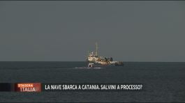 La "Sea Watch" sbarca a Catania thumbnail