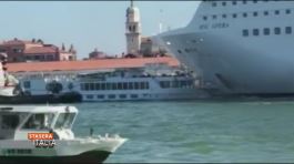 Venezia e le grandi navi thumbnail