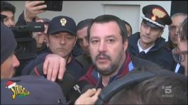 Un microfono al volo per Salvini thumbnail