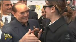 Berlusconi sempre galante thumbnail