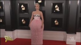 Moda Caustica ai Grammy Awards thumbnail