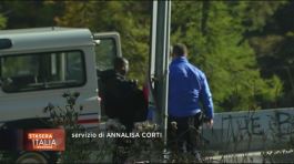 Claviere, la polizia francese scarica migranti thumbnail