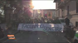 Gli antirazzisti contro Salvini thumbnail