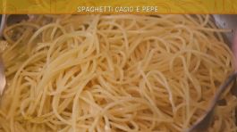 Spaghetti cacio e pepe thumbnail