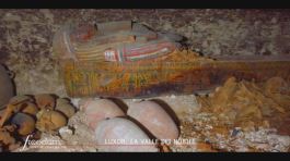 Egitto, Luxor: il segreto dietro al muro thumbnail