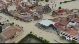 Nubifragi e inondazioni la Spagna in ginocchio thumbnail