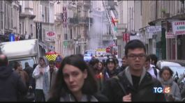 Gas, esplosione a Parigi: 3 morti, italiana ferita thumbnail