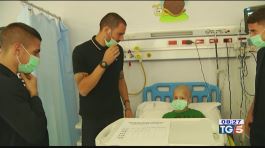 Abbraccio azzurro ai bambini malati thumbnail