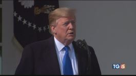 La spallata di Trump per costruire il muro thumbnail