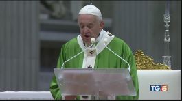 Il Papa: "Indifferenza aumenta la disparità" thumbnail