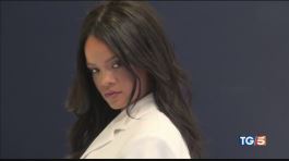 Una pausa per Rihanna thumbnail