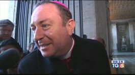 Ancora abusi su minori Papa, la Chiesa ferita thumbnail