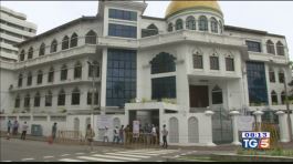 Sri Lanka, 15 morti. Nel covo: 6 bambini thumbnail