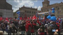 Primo maggio in piazza "un sindacato unitario" thumbnail